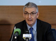 Brusaferro: ‘No al riuso delle mascherine chirurgiche’