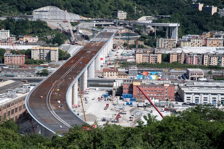ITALY GENOA BRIDGE CONSTRUCTION