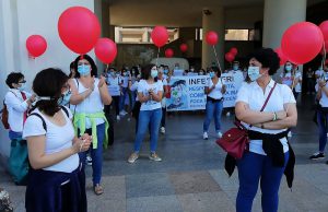Flash mob degli infermieri a Cagliari: “Ci chiamano eroi ma siamo i meno pagati in Europa”