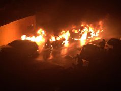 Incendio nella notte a Sinnai, auto divorate dalle fiamme