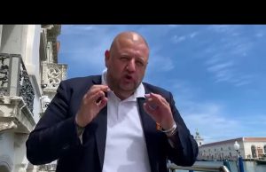 “Trent’anni di carcere alla rom che aggredì l’inviato delle Iene”: la gioia di Marcato (Lega)
