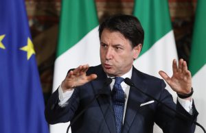 Conte ‘chiude’ il caso M5s-Venezuela: “Fake news, nulla da chiarire”