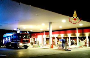 Dolianova, in fiamme un bar sulla Ss387