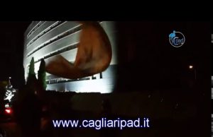 Val Susa, nella notte protesta No Tav davanti all’hotel dove alloggiano i poliziotti