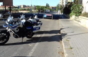 Cagliari, cade dal monopattino mentre percorre via Castiglione: ferita una donna