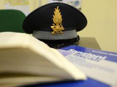 Truffe: 8 arresti per frode milionaria, oltre 2 mila vittime anche in Sardegna