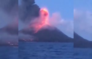 Giappone, erutta il vulcano Nishinoshima: colonne di fumo alte 4mila metri