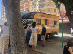 Coronavirus, lunga fila al mercato di San Benedetto per il test sierologico