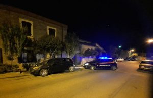 Sardara, auto del sindaco prende fuoco: probabile corto circuito