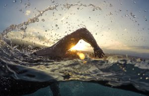 Gara di triathlon: slitta al 2021 causa Covid l’Ironman 70.3 Sardegna