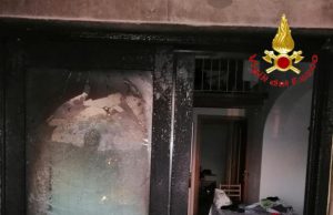 Fiamme in un appartamento a San Teodoro: distrutta una veranda
