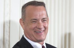 Cinema: dopo contagio Covid Tom Hanks torna a girare film su Elvis
