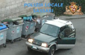 Sassari, 40 incivili dei rifiuti incastrati dalle telecamere: scattano le sanzioni