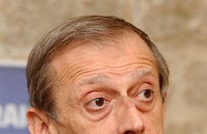 Salone del Libro di Torino, l’ex sindaco Fassino a giudizio