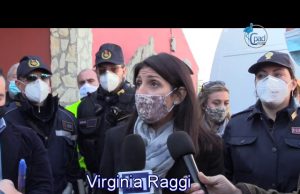 In demolizione ville dei Casamonica a Roma