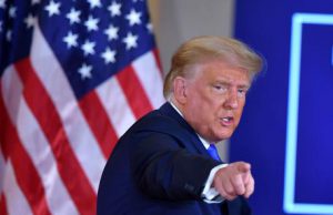 Usa 2020: Trump silura responsabile della sicurezza informatica trump