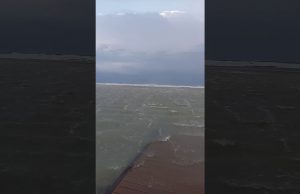 La mareggiata spazza via il Poetto: le impressionanti immagini