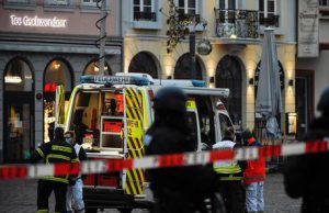 Germania: auto contro pedoni, almeno quattro morti e diversi feriti Germania