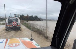 Il fiume Panaro rompe gli argini, evacuazioni nel Modenese