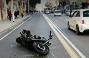 Cagliari, investe pedone con la moto: un ferito