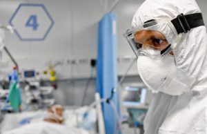 Covid: 23.477 nuovi casi in 24 ore, 555 vittime