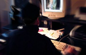 Cagliari, ufficiale della Gdf arrestato per pedopornografia