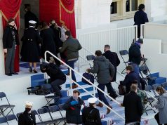 Usa, paura a Capitol Hill, fiamme intorno al palazzo: evacuata parte della struttura