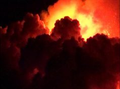 L’Etna dà spettacolo: fontane di lava scende dal cratere di Sud Est
