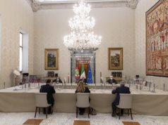 Crisi, Salvini: “O Governo centrodestra o voto”. Europeisti: “Noi per Conte” Quirinale