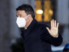 A Renzi inviata busta con bossoli al Senato Renzi
