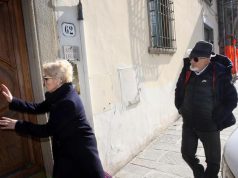 Bancarotta e fatture false, i genitori di Renzi a processo